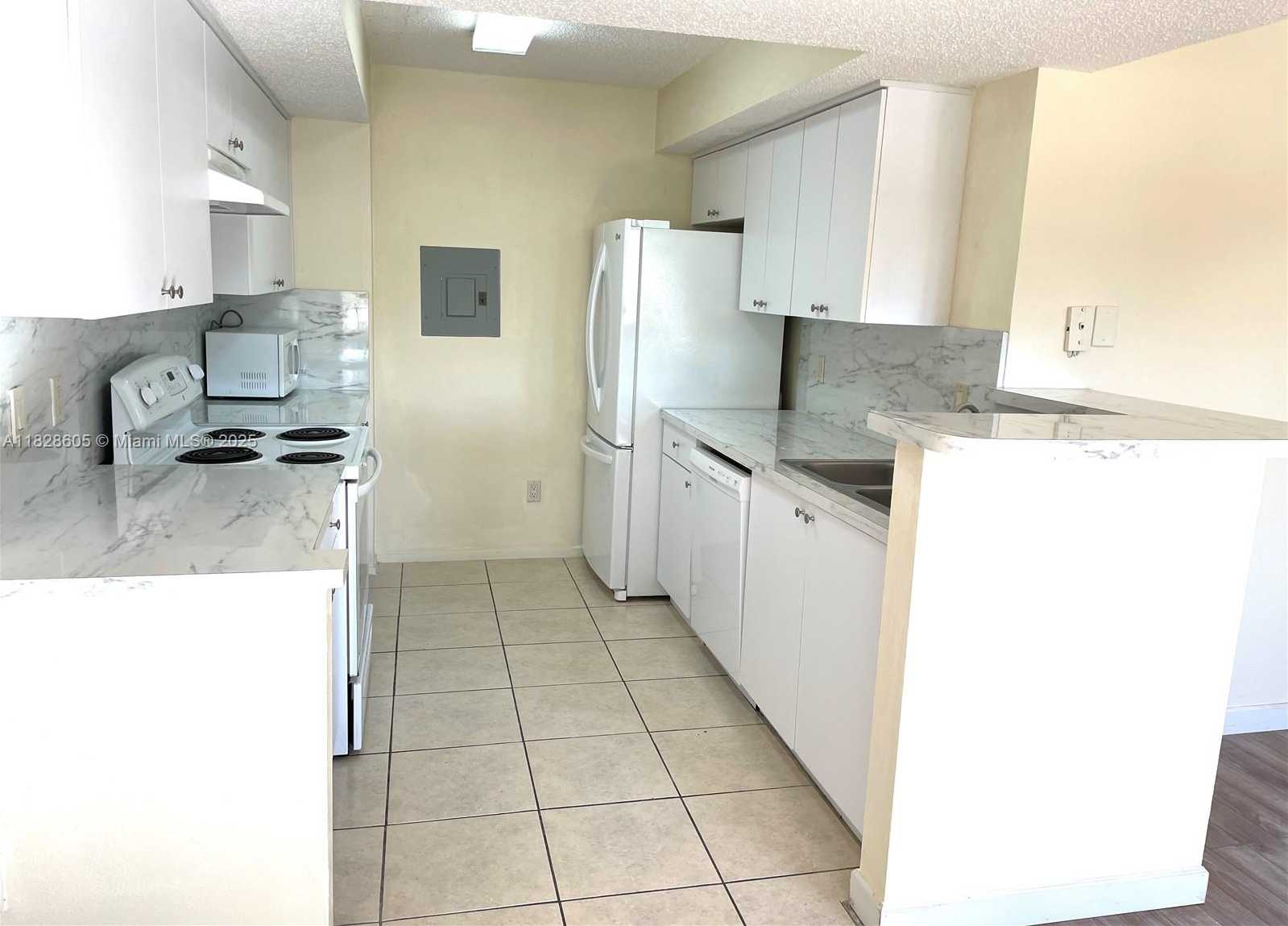 Small Image of 10370 SOUTH WEST 150TH CT #9208, Miami Number 6