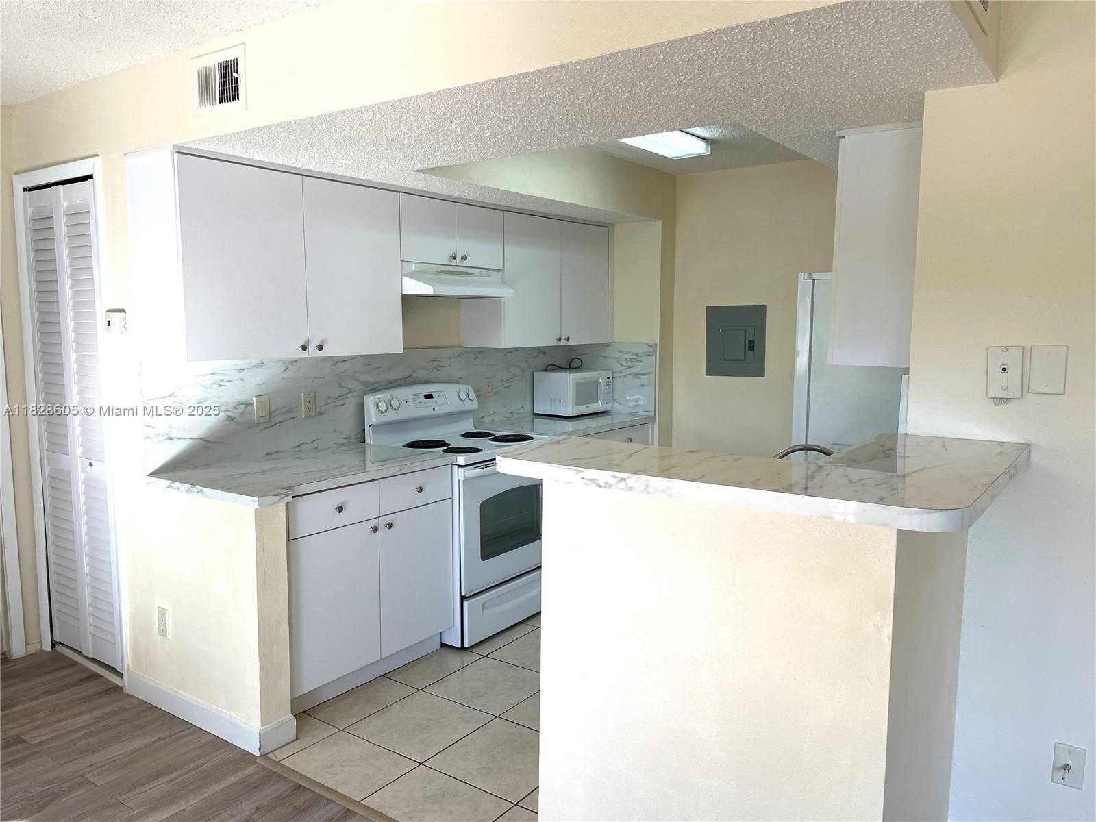 Small Image of 10370 SOUTH WEST 150TH CT #9208, Miami Number 7
