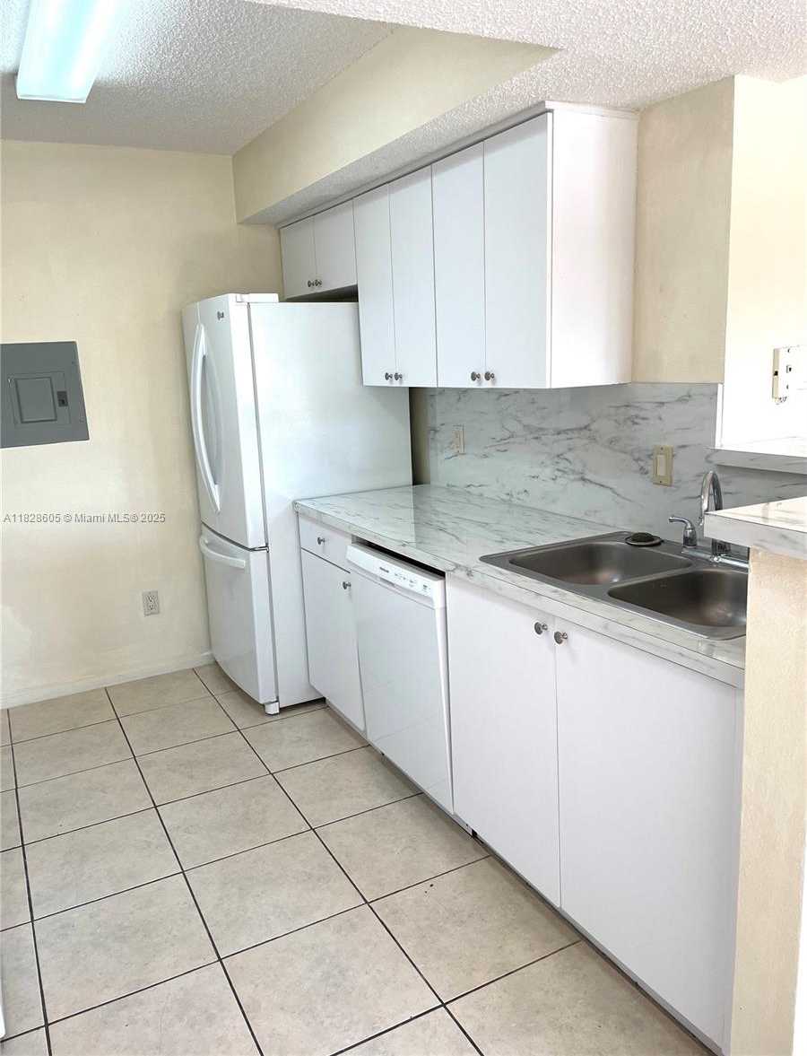 Small Image of 10370 SOUTH WEST 150TH CT #9208, Miami Number 8