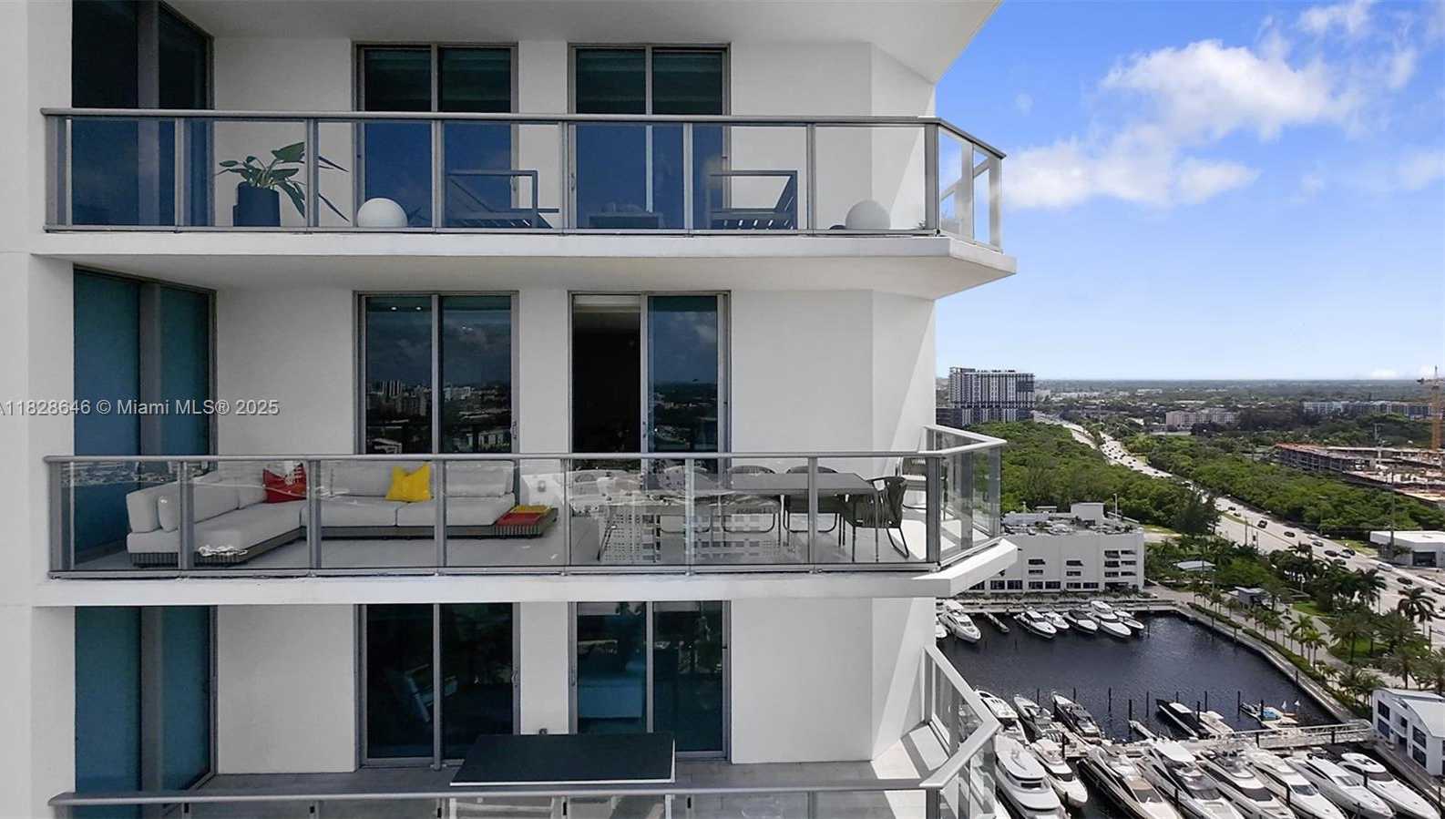 Small Image of 17301 BISCAYNE BLVD #2102, North Miami Beach Number 34