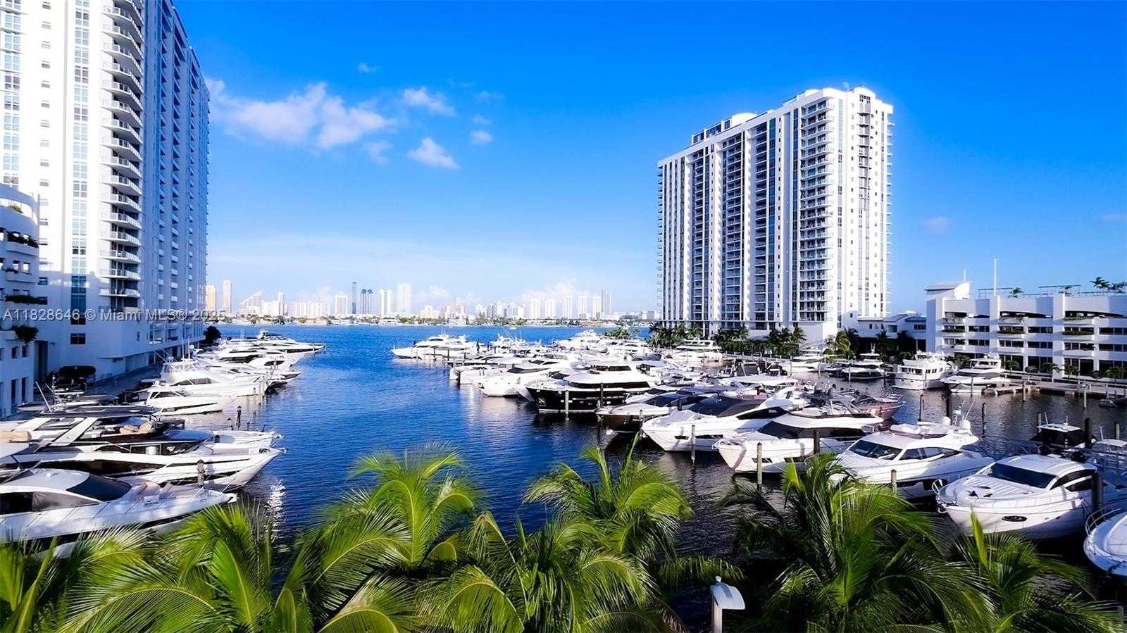 Small Image of 17301 BISCAYNE BLVD #2102, North Miami Beach Number 37