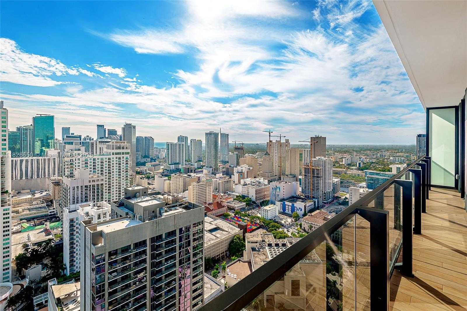 Small Image of 398 NORTH EAST 5TH ST #3717, Miami Number 11