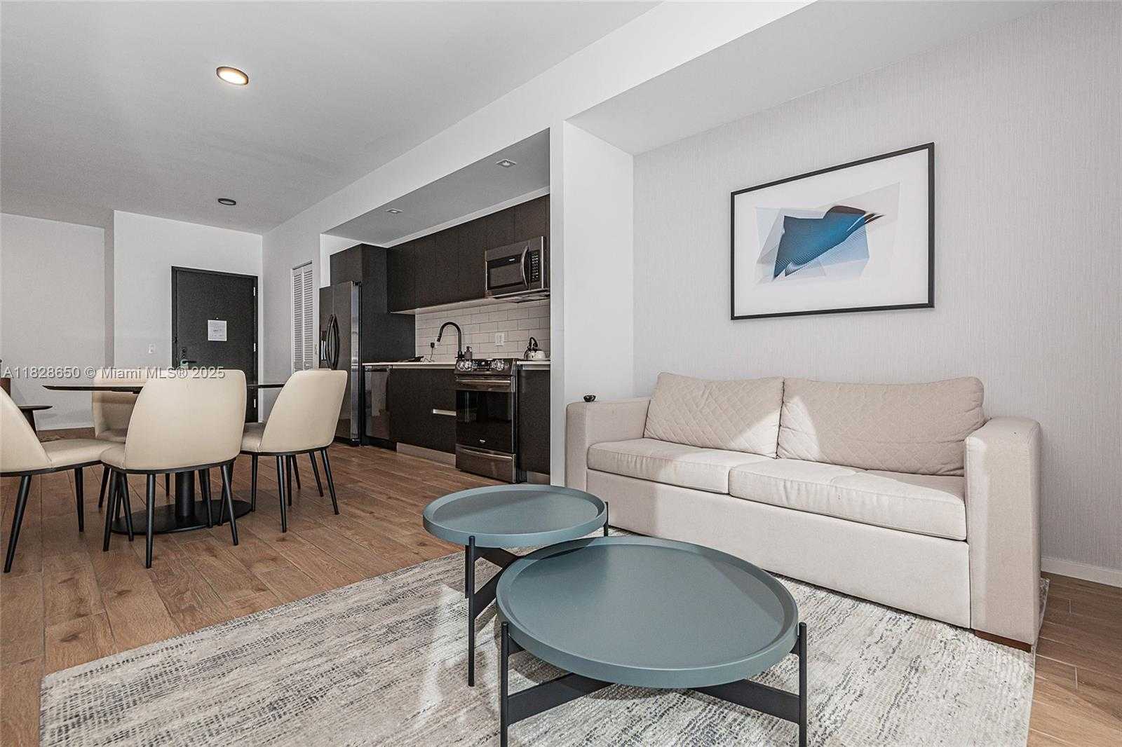 Small Image of 398 NORTH EAST 5TH ST #3717, Miami Number 31