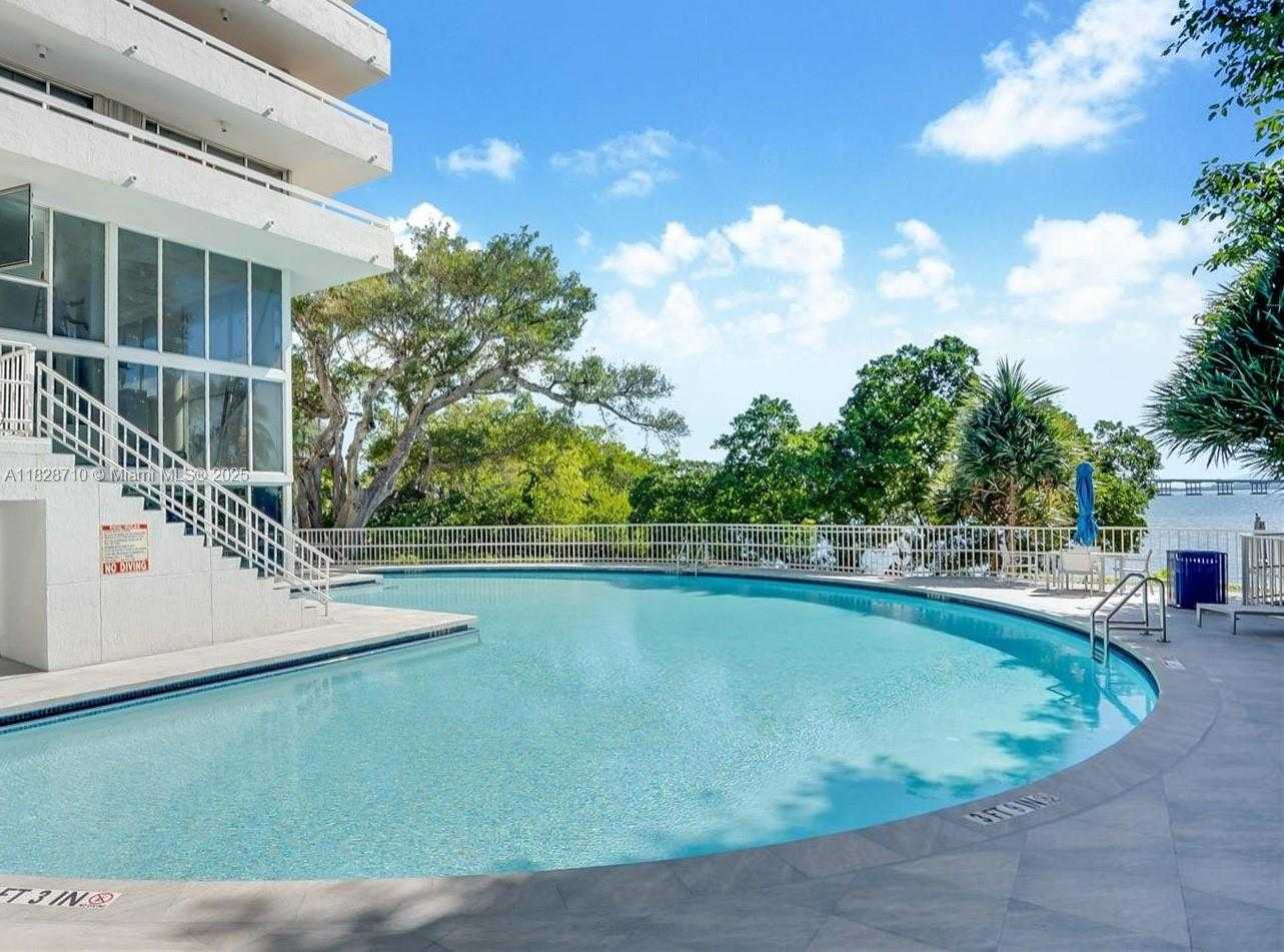 Small Image of 1627 BRICKELL AVE #2006, Miami Number 22