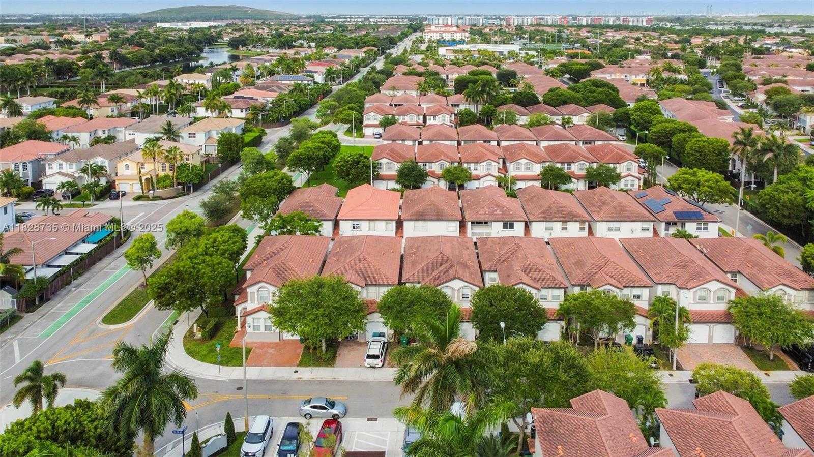 Small Image of 8159 NORTH WEST 116TH CT, Doral Number 10