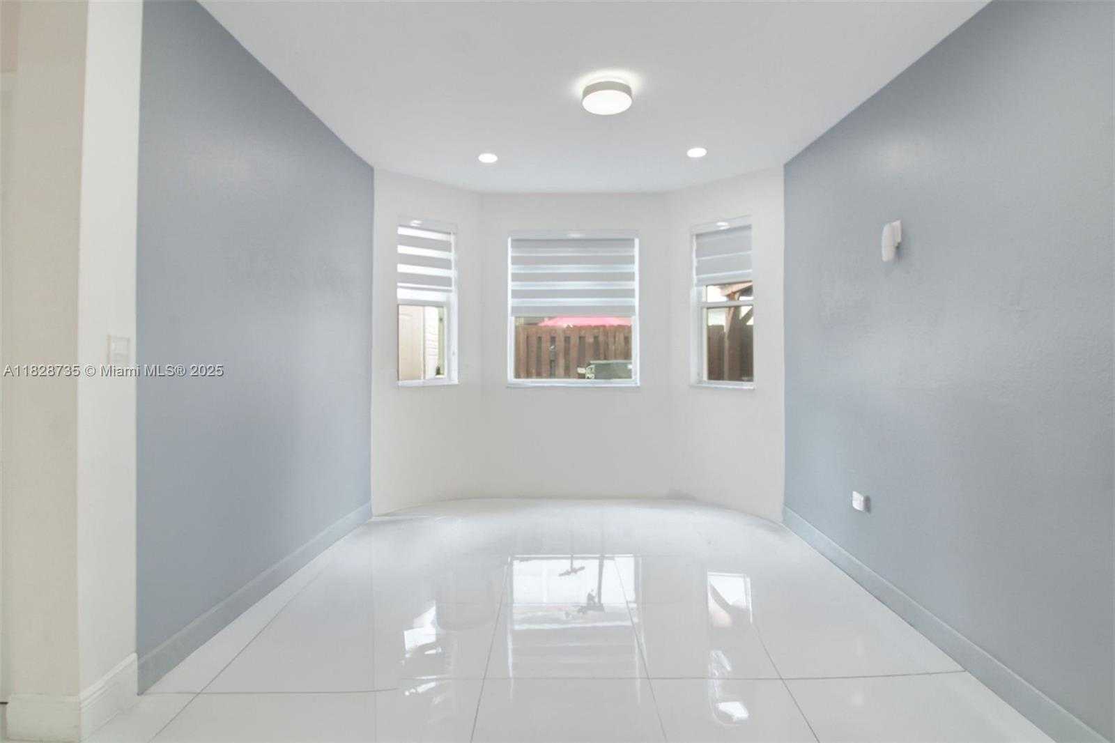 Small Image of 8159 NORTH WEST 116TH CT, Doral Number 13