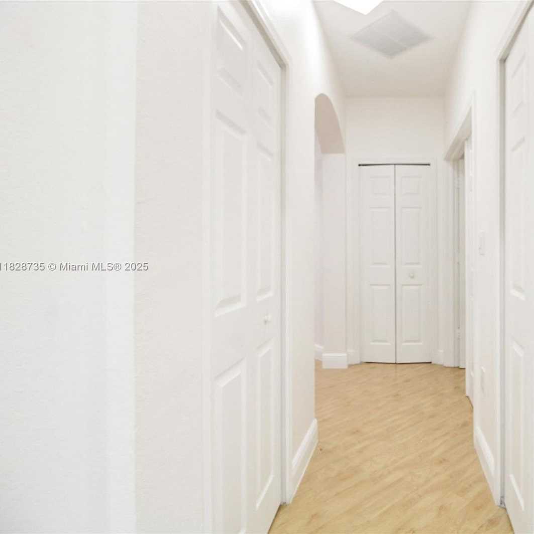 Small Image of 8159 NORTH WEST 116TH CT, Doral Number 28
