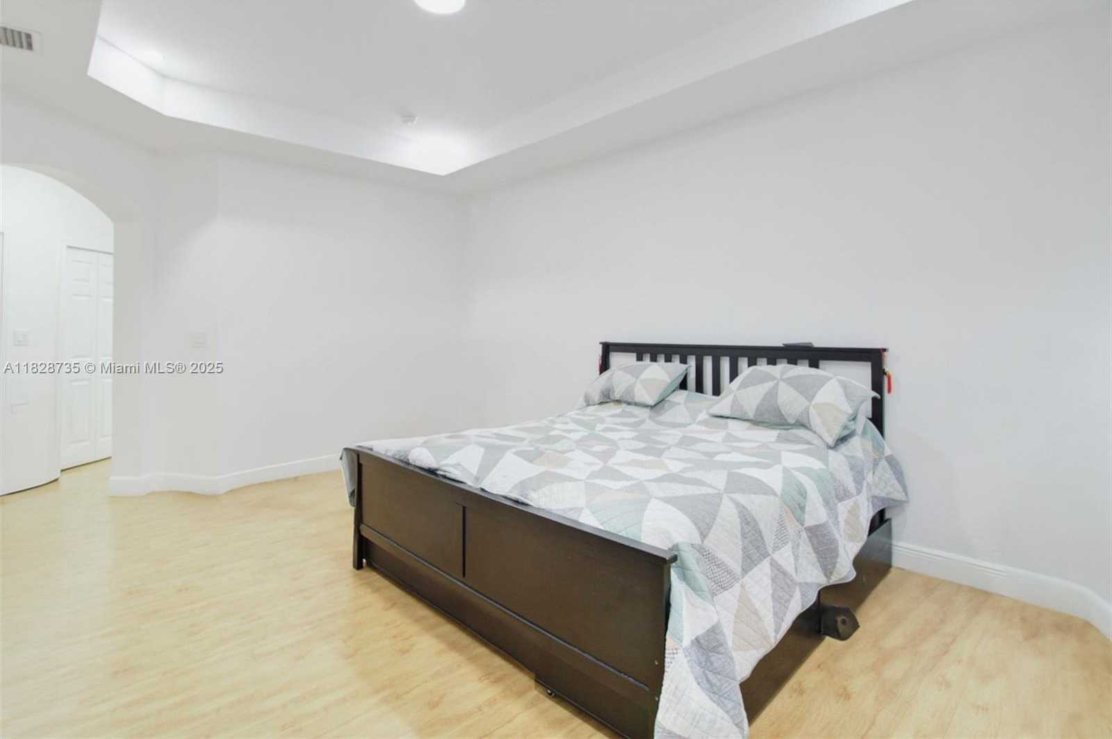 Small Image of 8159 NORTH WEST 116TH CT, Doral Number 30