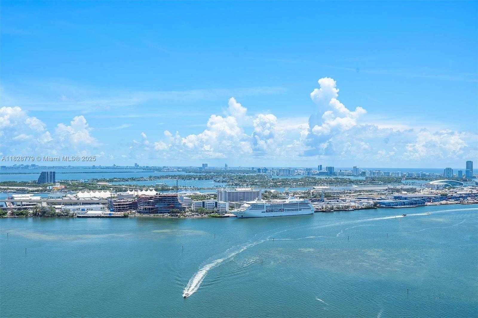 Small Image of 900 BRICKELL KEY BLVD #3103, Miami Number 12