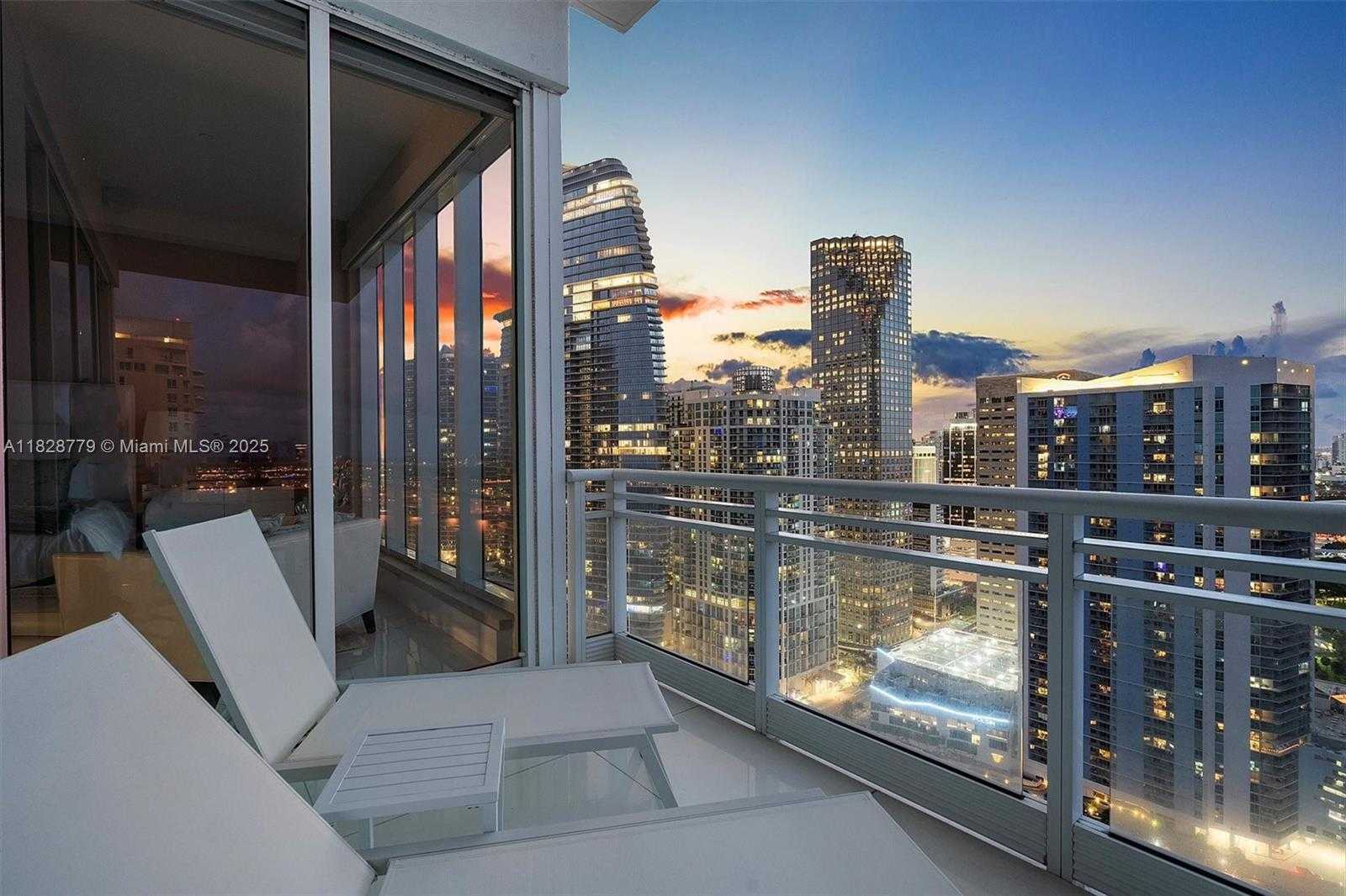 Small Image of 900 BRICKELL KEY BLVD #3103, Miami Number 38