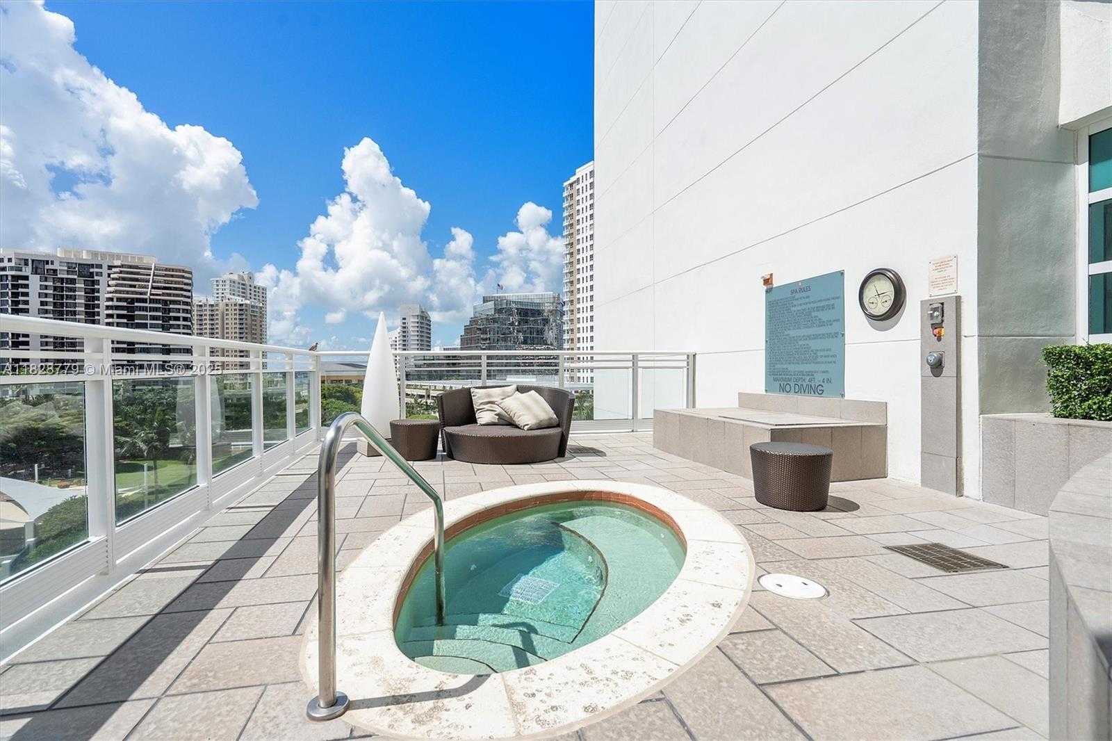 Small Image of 900 BRICKELL KEY BLVD #3103, Miami Number 44