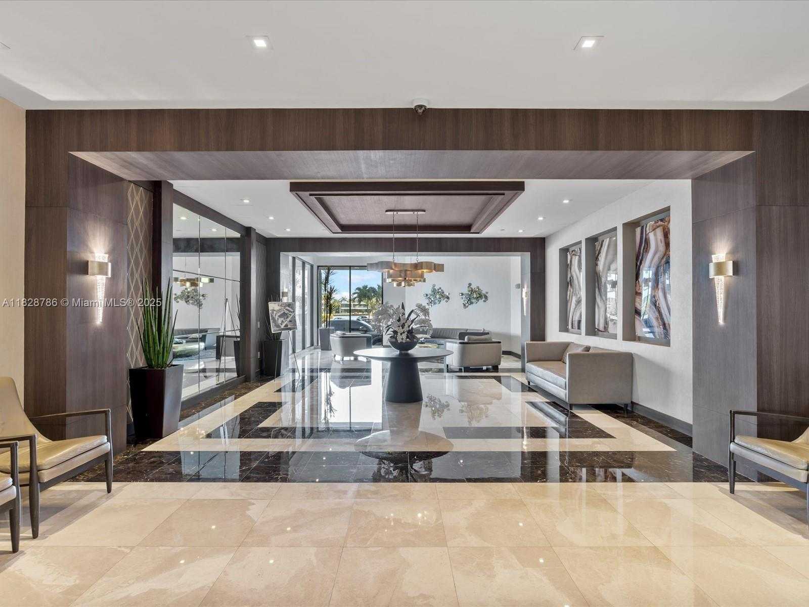 Small Image of 20505 EAST COUNTRY CLUB DR #PH36, Aventura Number 2