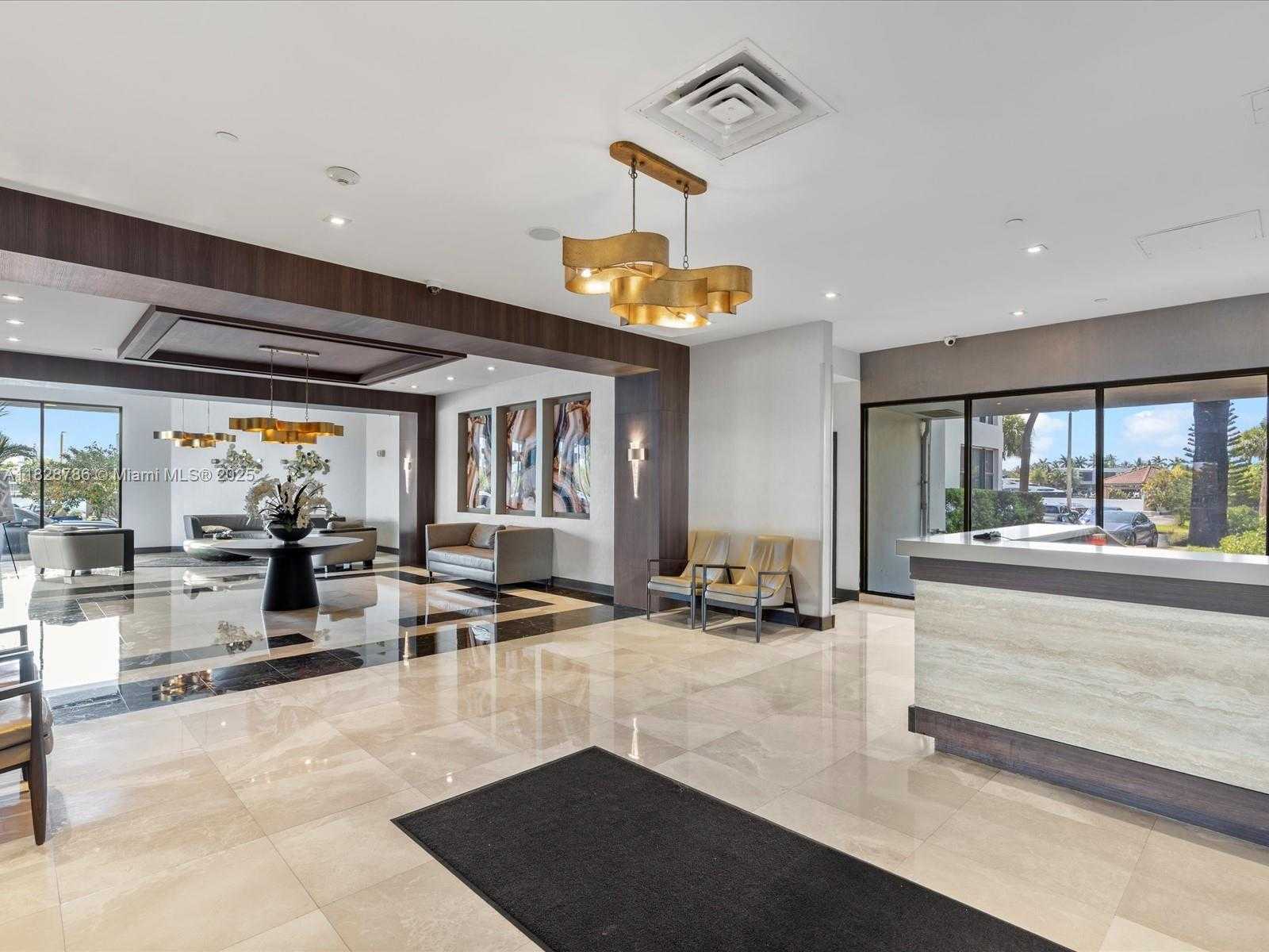 Small Image of 20505 EAST COUNTRY CLUB DR #PH36, Aventura Number 4