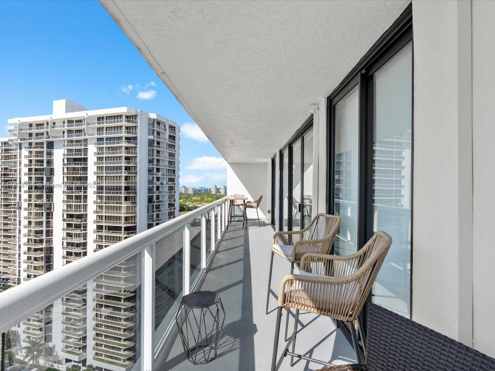 Small Image of 20505 EAST COUNTRY CLUB DR #PH36, Aventura Number 42