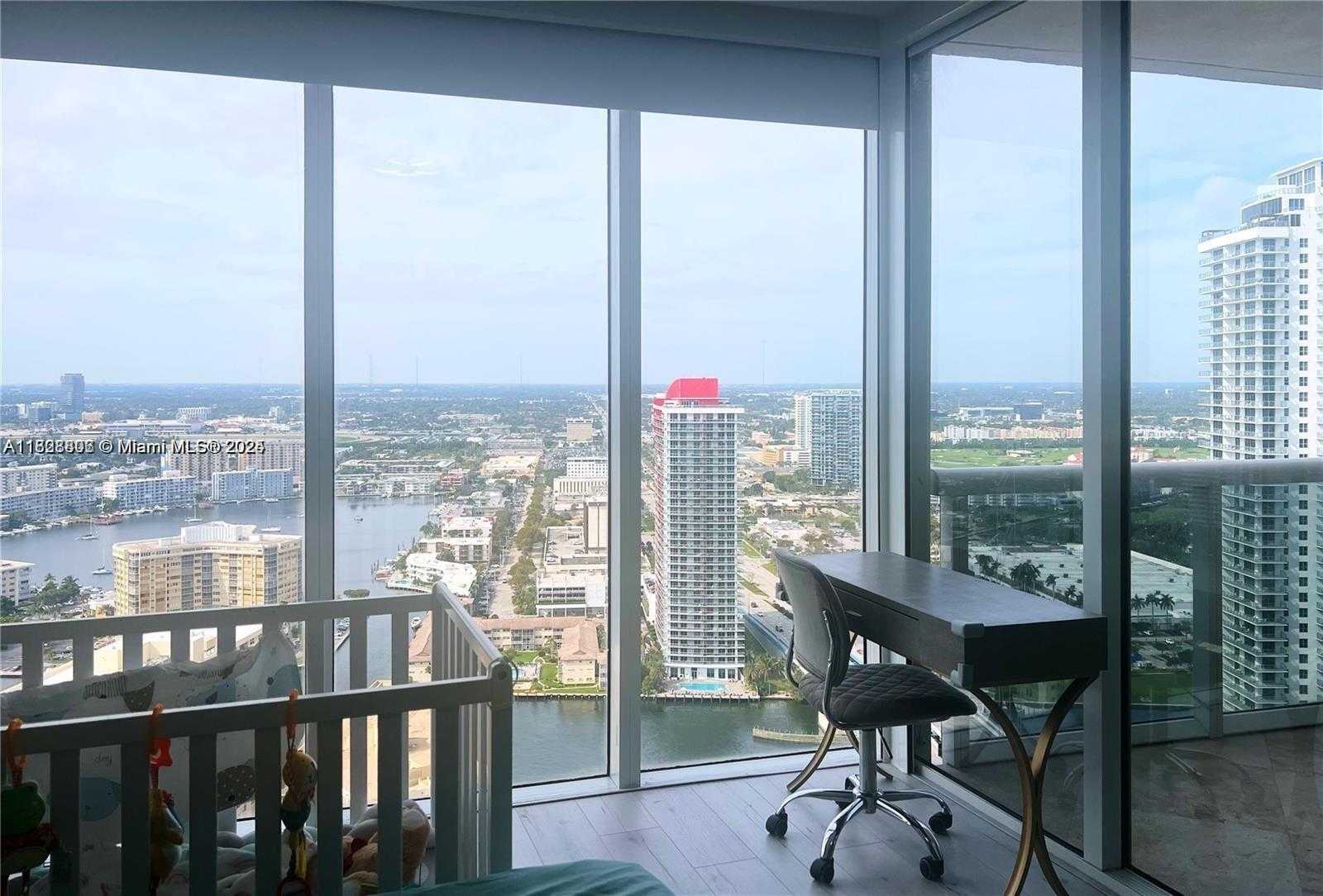Small Image of 1800 SOUTH OCEAN DR #3708, Hallandale Beach Number 24
