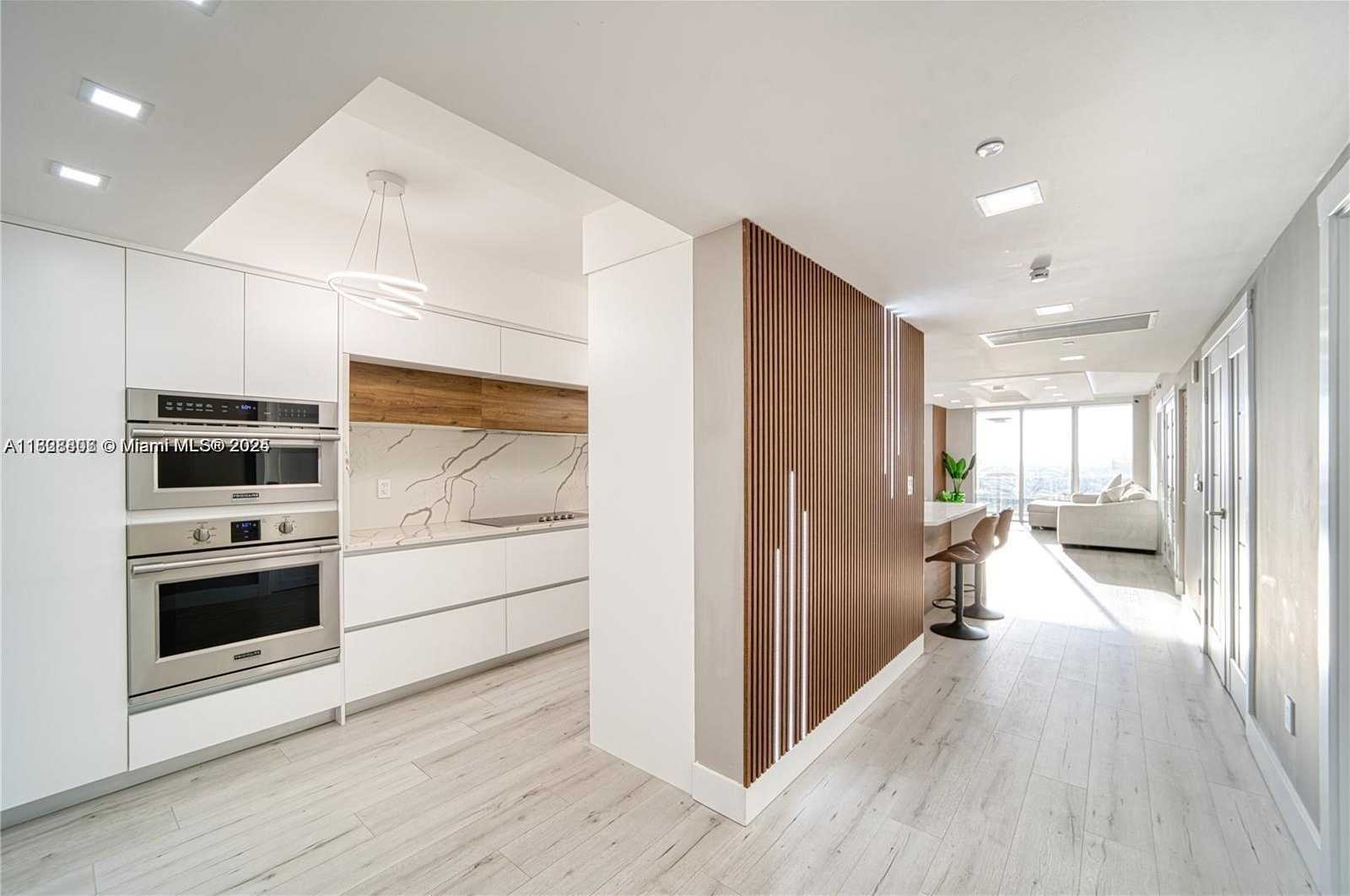 Small Image of 1800 SOUTH OCEAN DR #3708, Hallandale Beach Number 8