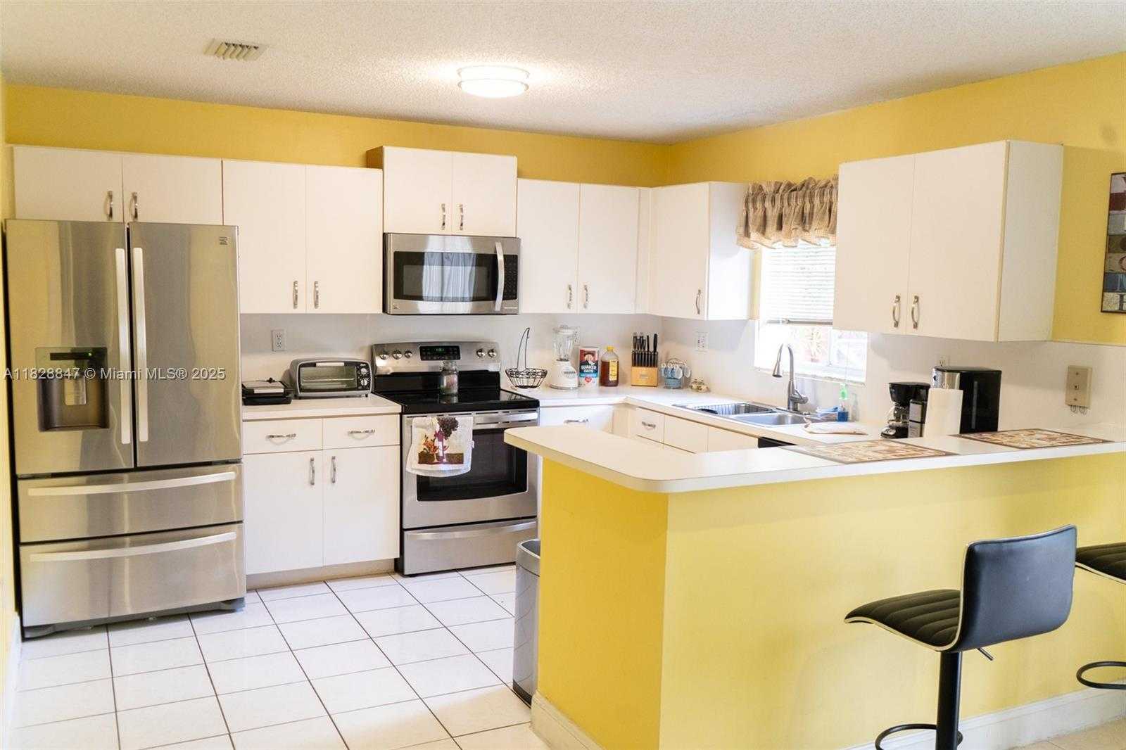 Small Image of 13402 SOUTH WEST 153RD ST #1904, Miami Number 7