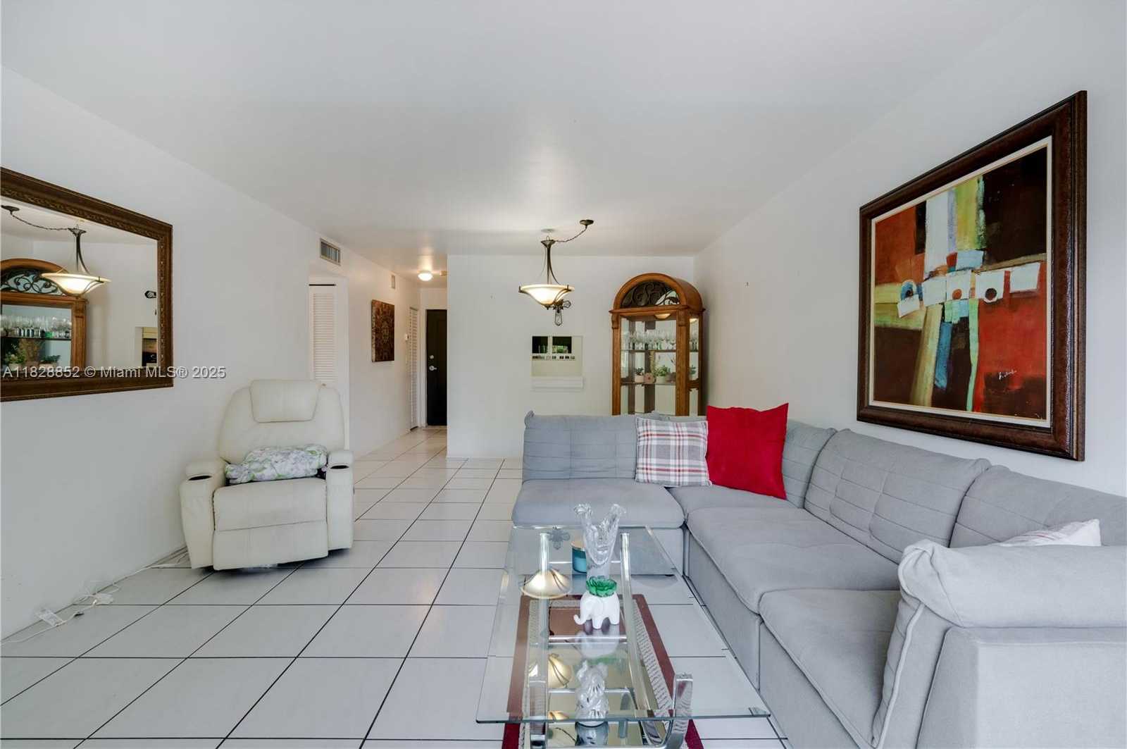 Small Image of 7850 CAMINO REAL #O-218, Miami Number 12