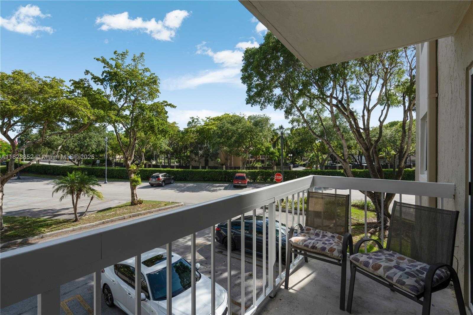 Small Image of 7850 CAMINO REAL #O-218, Miami Number 16