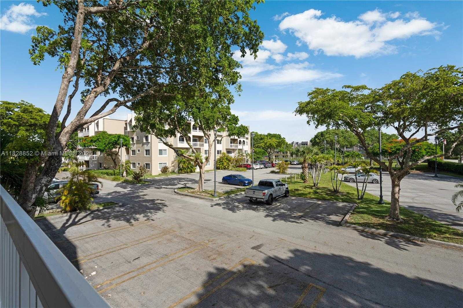 Small Image of 7850 CAMINO REAL #O-218, Miami Number 18