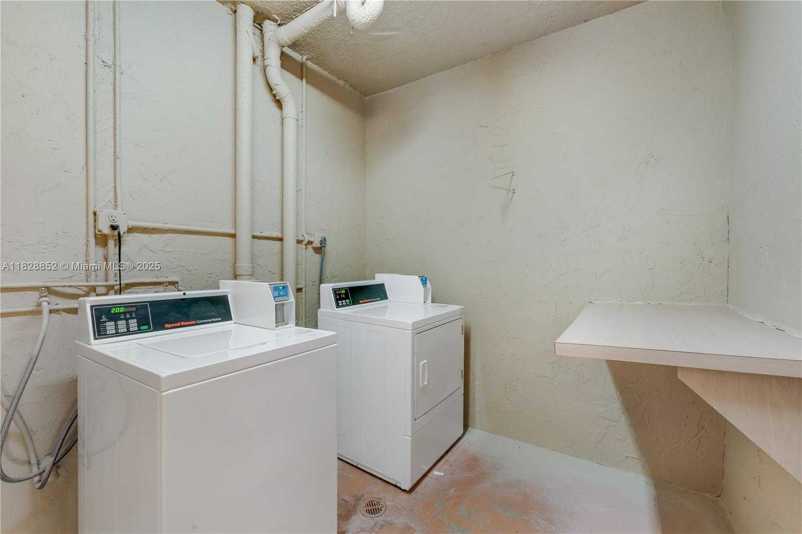 Small Image of 7850 CAMINO REAL #O-218, Miami Number 19
