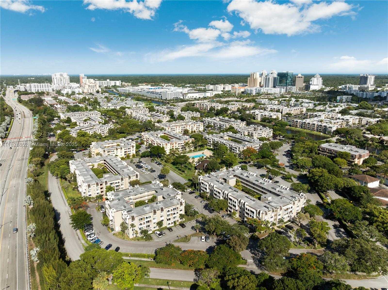 Small Image of 7850 CAMINO REAL #O-218, Miami Number 24