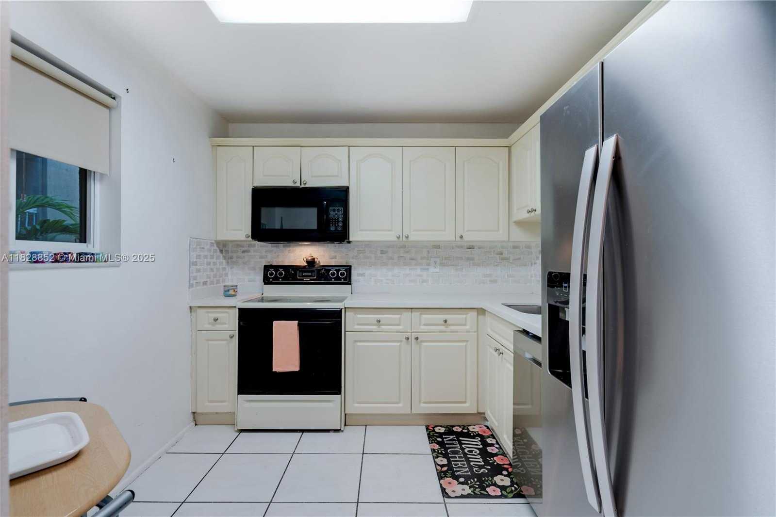 Small Image of 7850 CAMINO REAL #O-218, Miami Number 6