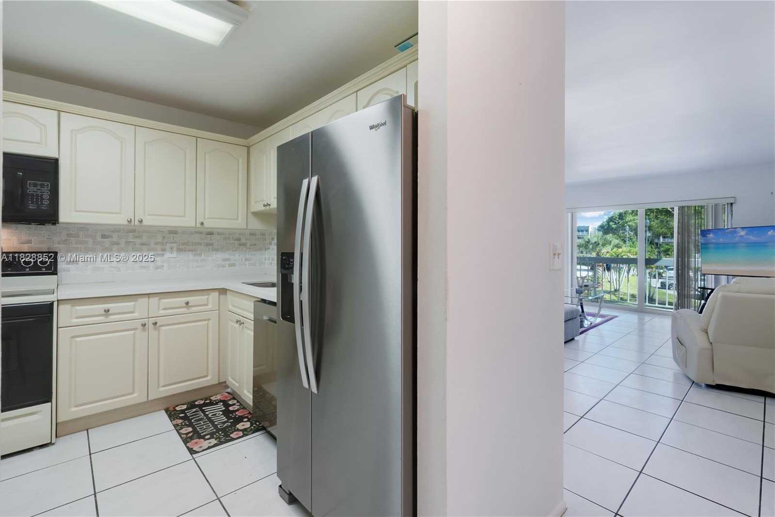 Small Image of 7850 CAMINO REAL #O-218, Miami Number 8
