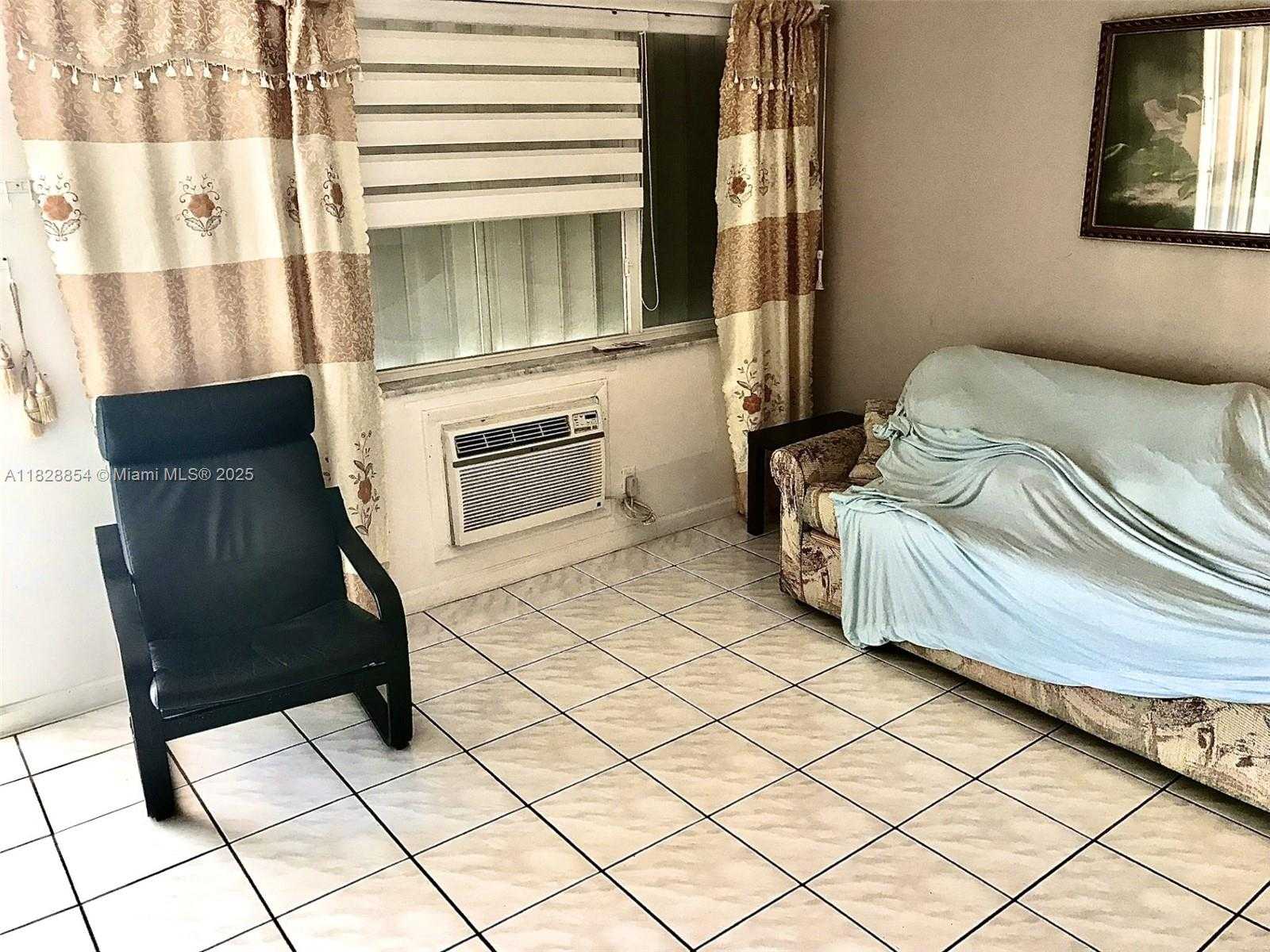 Small Image of 820 SOUTH WEST 11TH AVE #16B, Hallandale Beach Number 3