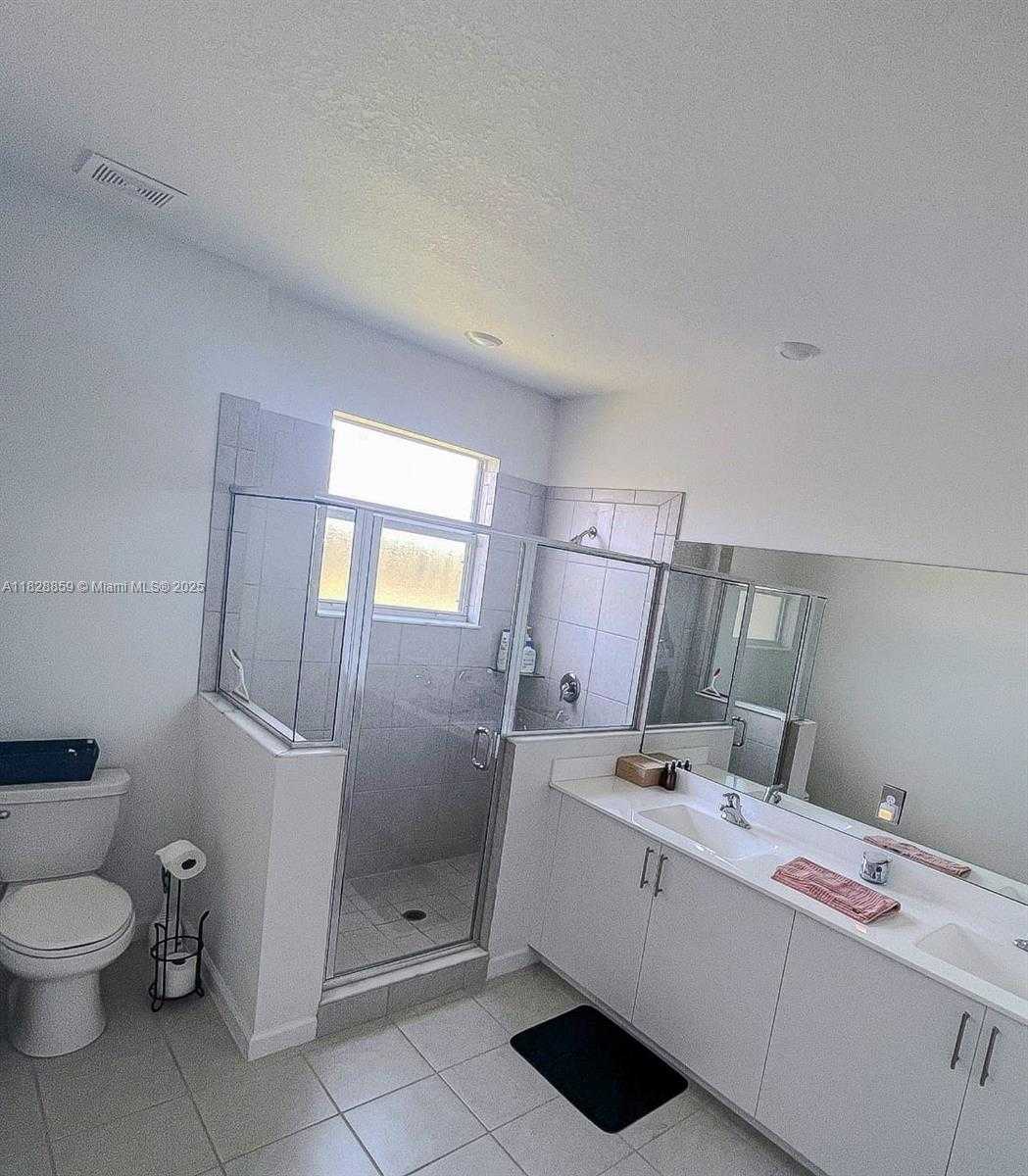 Small Image of 5544 NORTH WEST 27TH PL #1, Lauderhill Number 12