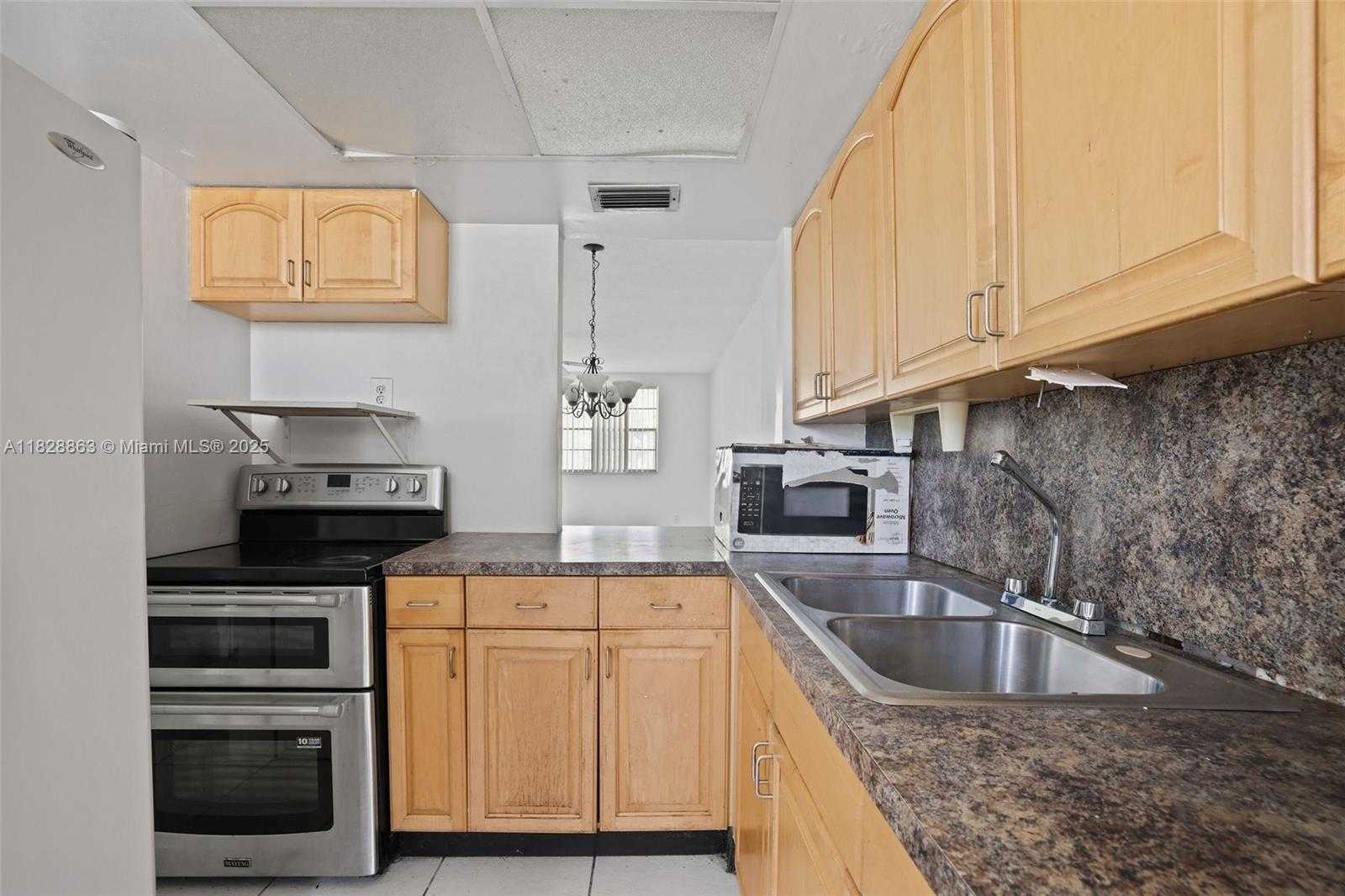 Small Image of 1333 EAST HALLANDALE BEACH BLVD #104, Hallandale Beach Number 10
