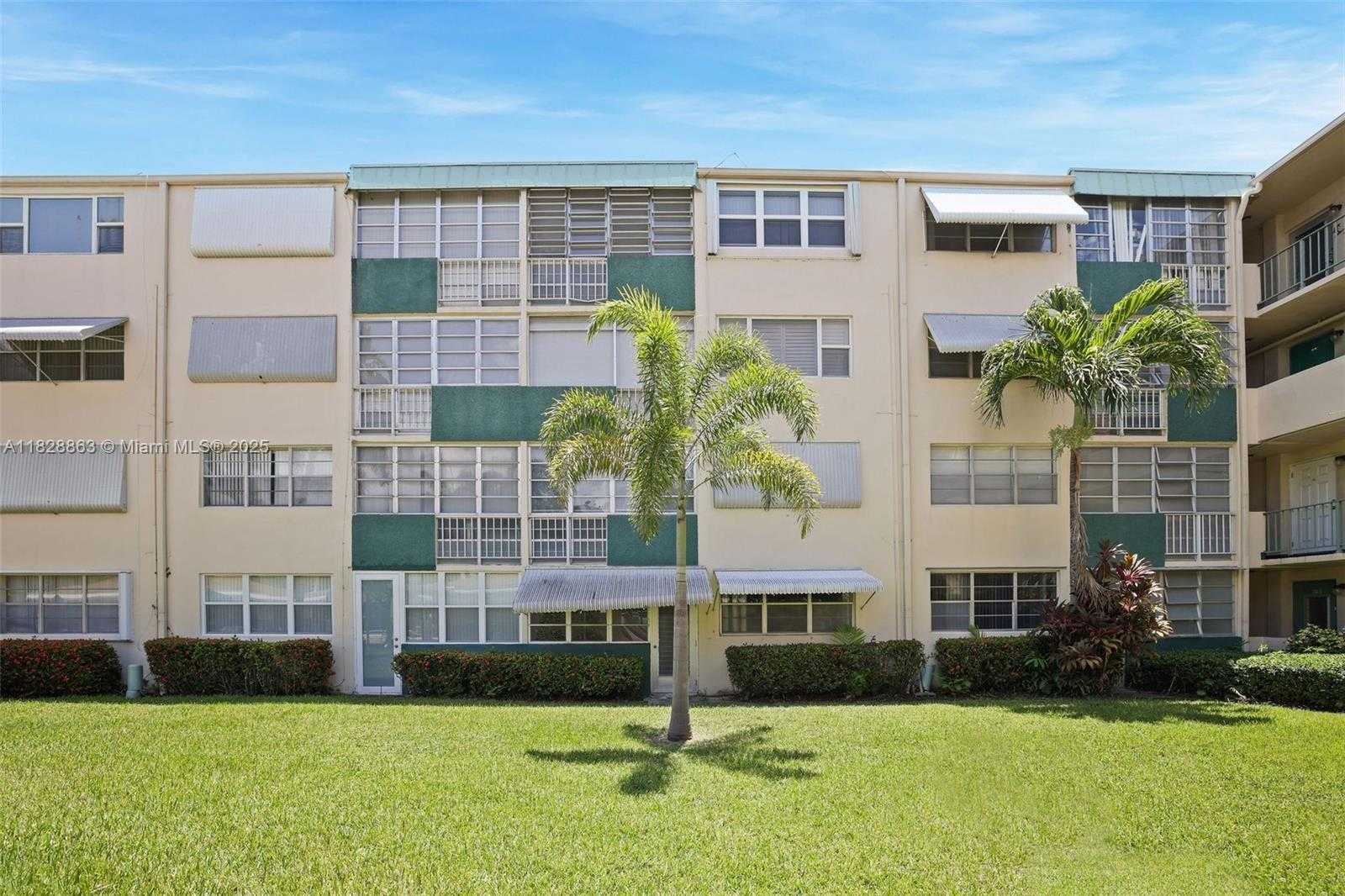 Small Image of 1333 EAST HALLANDALE BEACH BLVD #104, Hallandale Beach Number 5