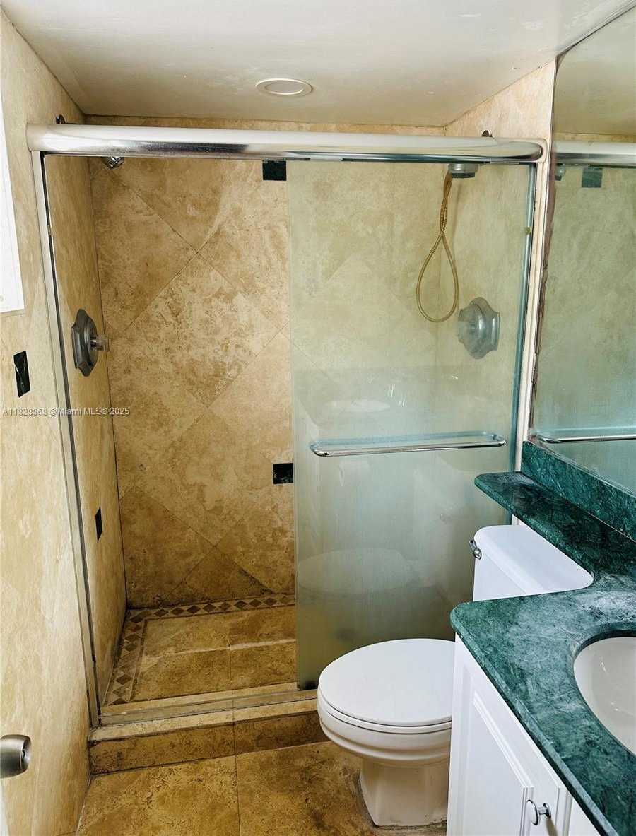 Small Image of 251 GALEN DR #112E, Key Biscayne Number 11