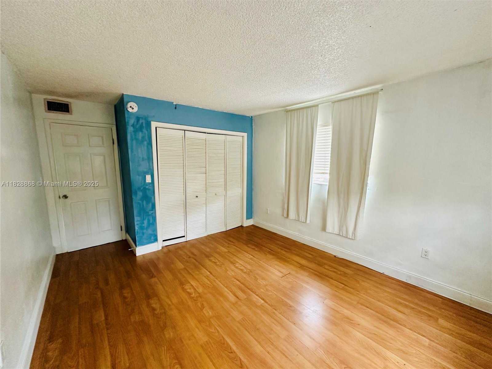 Small Image of 251 GALEN DR #112E, Key Biscayne Number 15
