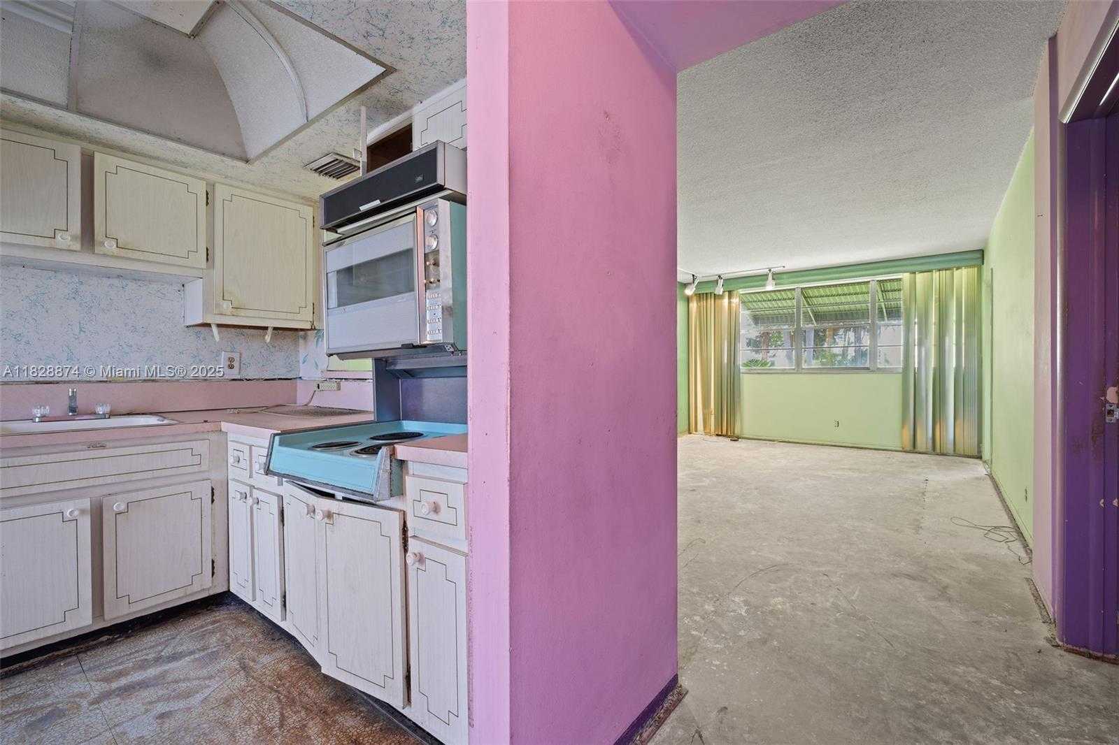 Small Image of 1333 EAST HALLANDALE BEACH BLVD #105, Hallandale Beach Number 6