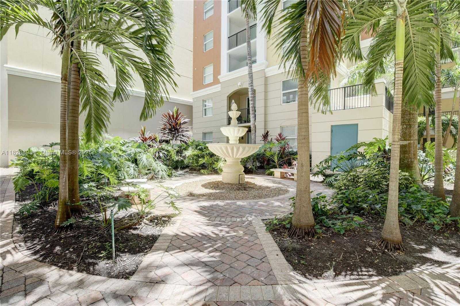 Small Image of 17100 NORTH BAY RD #1210, Sunny Isles Beach Number 31