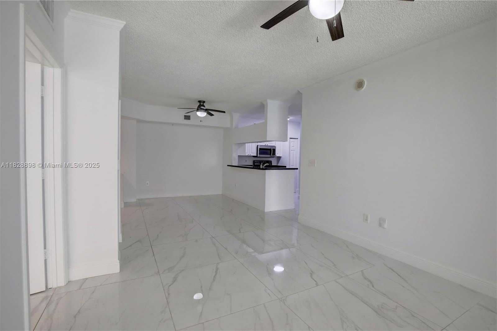 Small Image of 17100 NORTH BAY RD #1210, Sunny Isles Beach Number 5