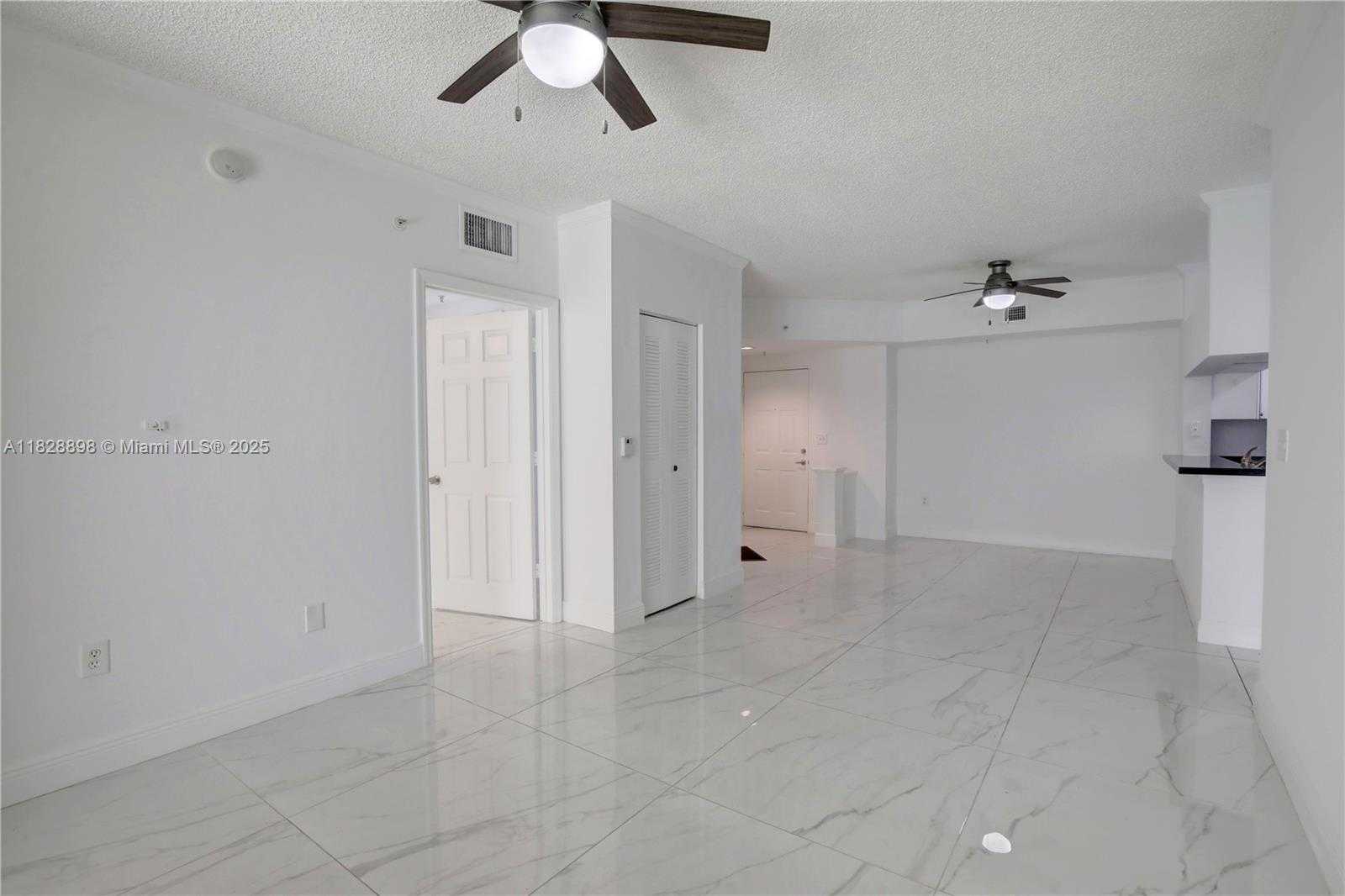 Small Image of 17100 NORTH BAY RD #1210, Sunny Isles Beach Number 6