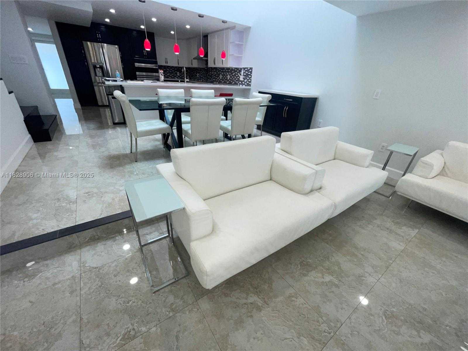 Small Image of 310 POINCIANA ISLAND DR #802, Sunny Isles Beach Number 5