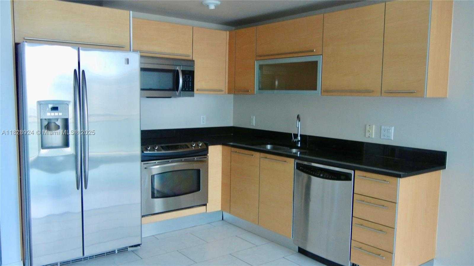 Small Image of 951 BRICKELL AVE #2509, Miami Number 4