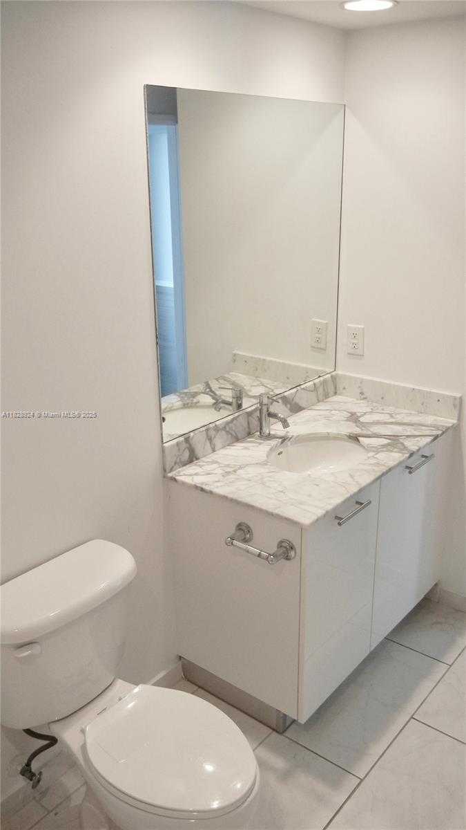 Small Image of 951 BRICKELL AVE #2509, Miami Number 9
