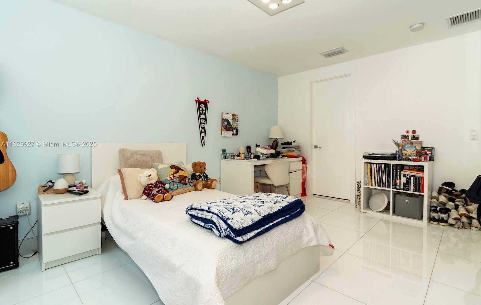 Small Image of 2950 NORTH EAST 188TH ST #202, Aventura Number 26