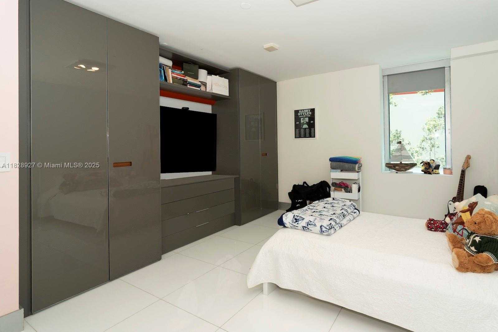 Small Image of 2950 NORTH EAST 188TH ST #202, Aventura Number 27