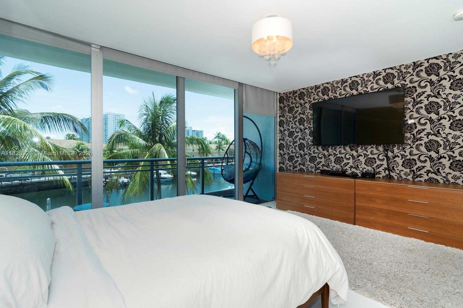 Small Image of 2950 NORTH EAST 188TH ST #202, Aventura Number 32