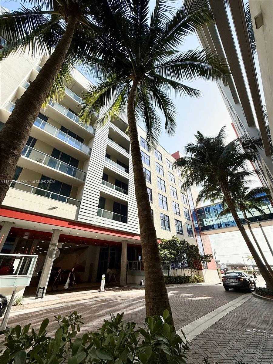 Small Image of 777 NORTH OCEAN DR #S418, Hollywood Number 31