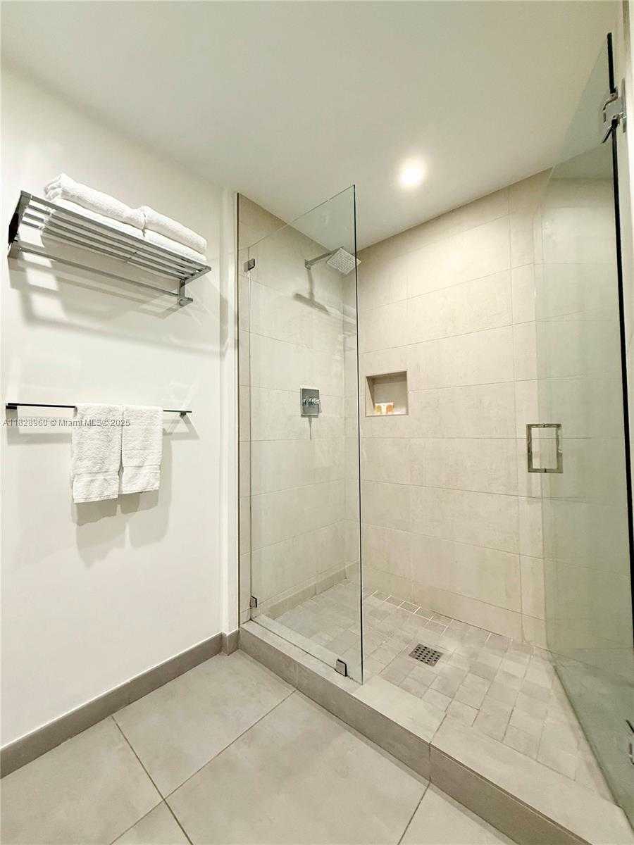 Small Image of 777 NORTH OCEAN DR #S418, Hollywood Number 6