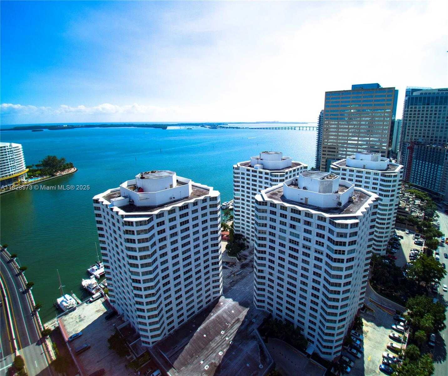 Small Image of 825 BRICKELL BAY DR #1549, Miami Number 14