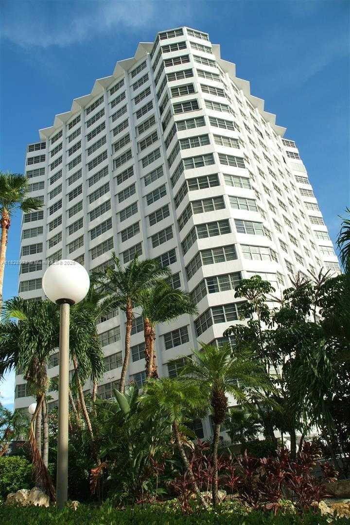 Small Image of 825 BRICKELL BAY DR #1549, Miami Number 15
