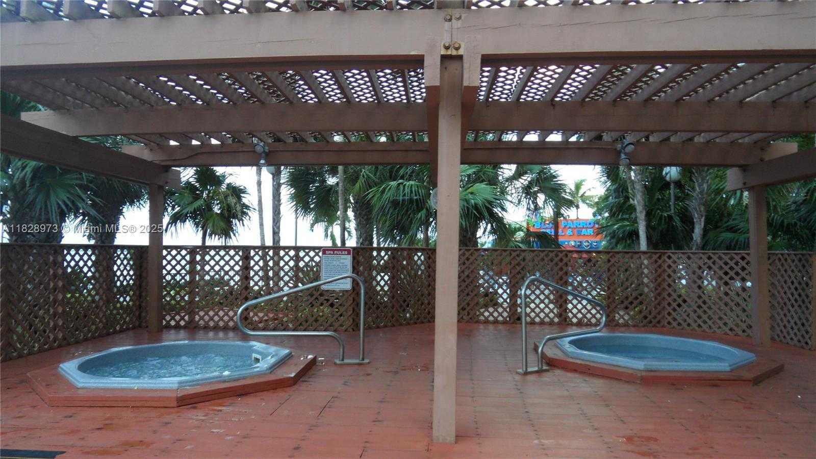 Small Image of 825 BRICKELL BAY DR #1549, Miami Number 16