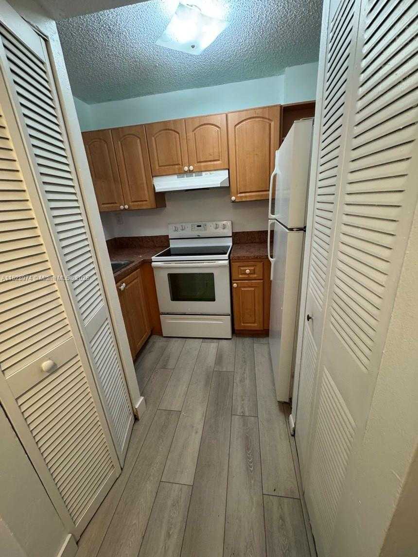 Small Image of 8075 NORTH WEST 7TH ST #318, Miami Number 12